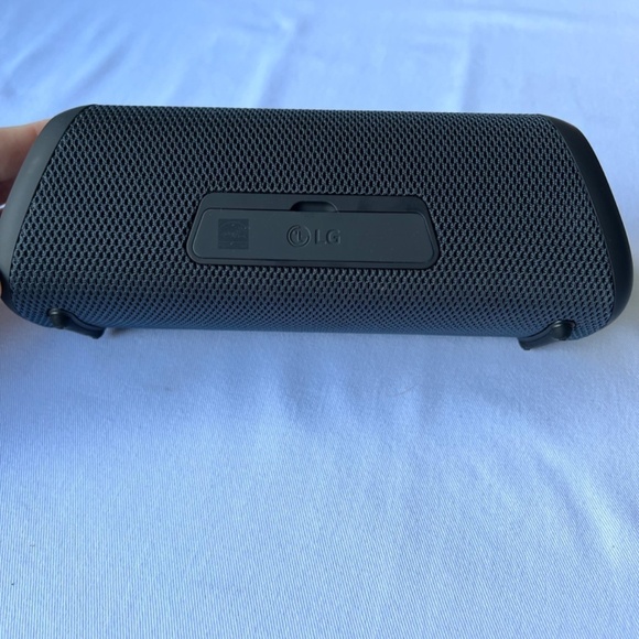 NIB - LG XBOOM GO XG5QBK Portable Bluetooth Speaker - Picture 6 of 12